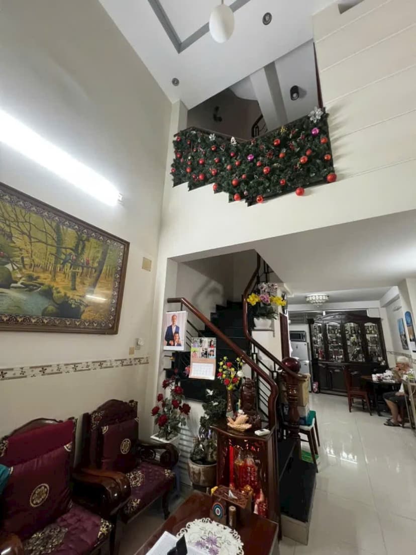 Nhà đẹp Trung tâm Q10 - HXH Tô Hiến Thành - 4 tầng + sân thượng - chỉ 12 tỷ 9