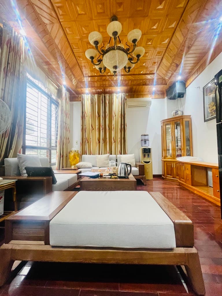 Bán Nhà phố Quán Thánh, Ba Đình, 283m, mt: 12m, 130 tỷ. vừa ở vừa kinh doanh, giá siêu tốt